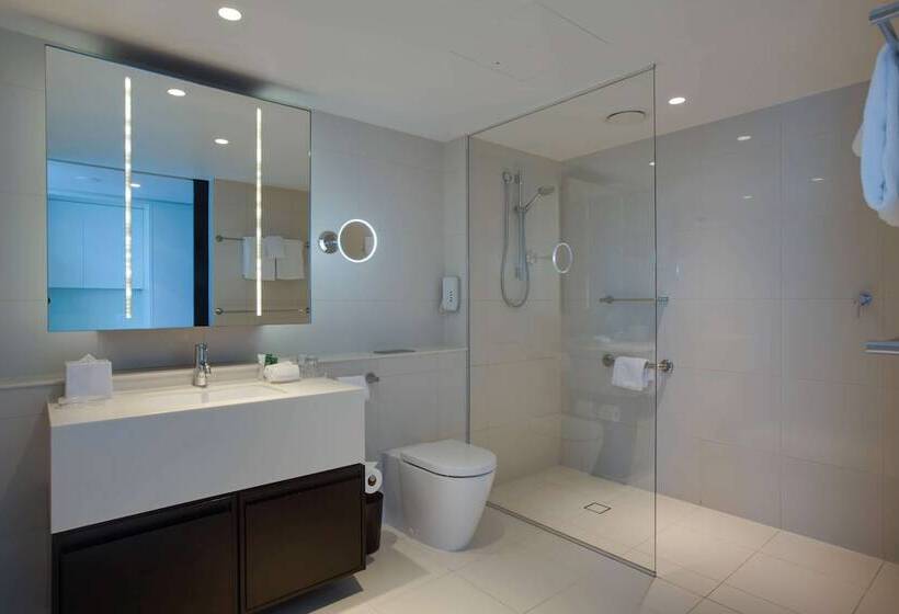 디럭스 룸, Hilton Surfers Paradise Hotel & Residences
