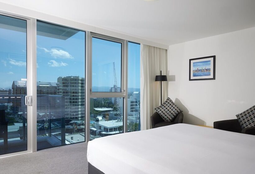 디럭스 룸, Hilton Surfers Paradise Hotel & Residences