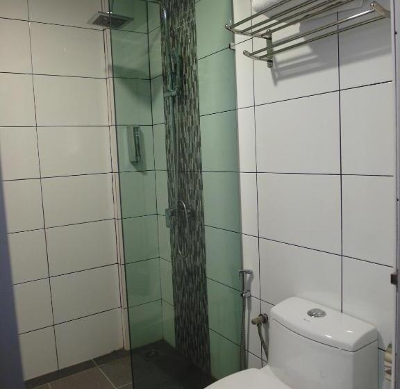 Quarto Familiar, Nagoya Inn