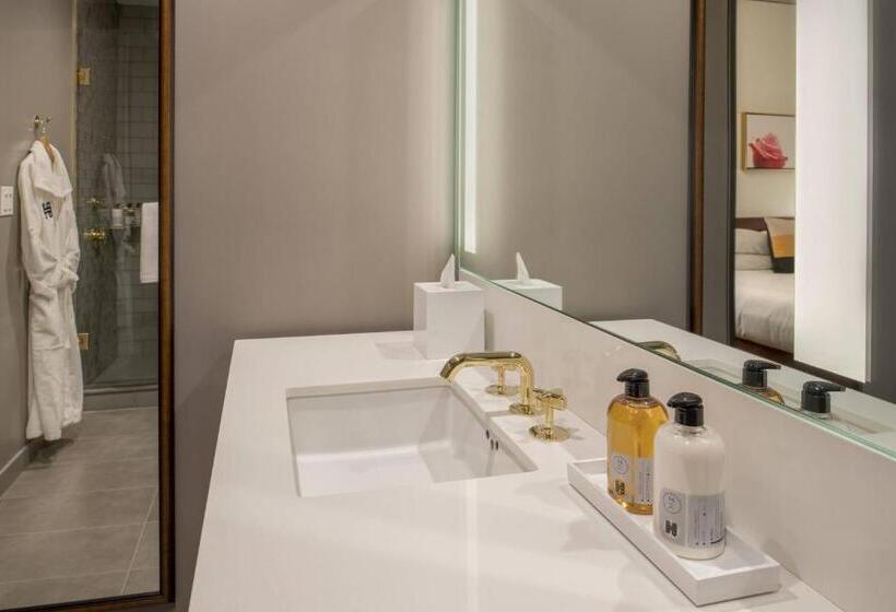 Стандартный Номер Кровать Кинг, The Hi Lo, Autograph Collection