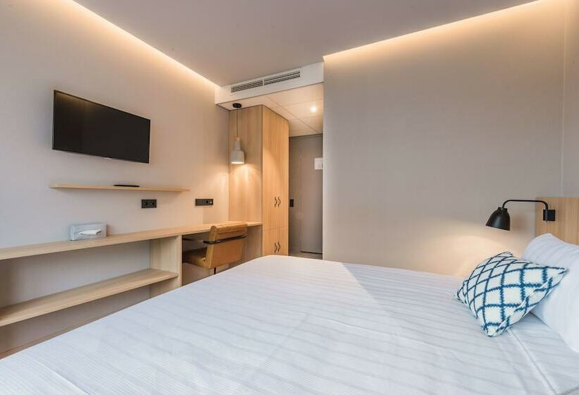 基本间, Urban Lodge