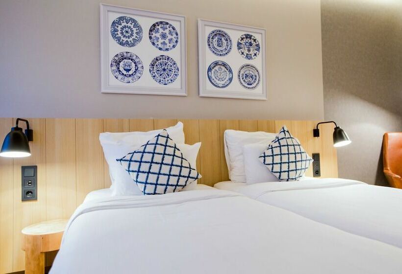 Quarto Familiar, Urban Lodge