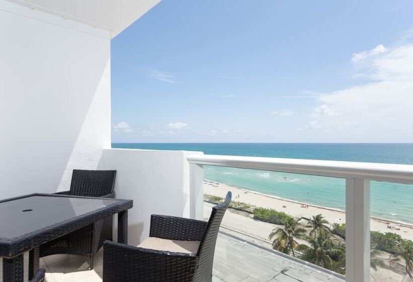 带海景的高档工作室, New Point Miami Beach Apartments