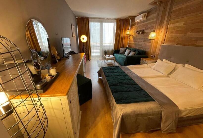 Номер Superior с Террасой, Moura Mountain & Villas Spa