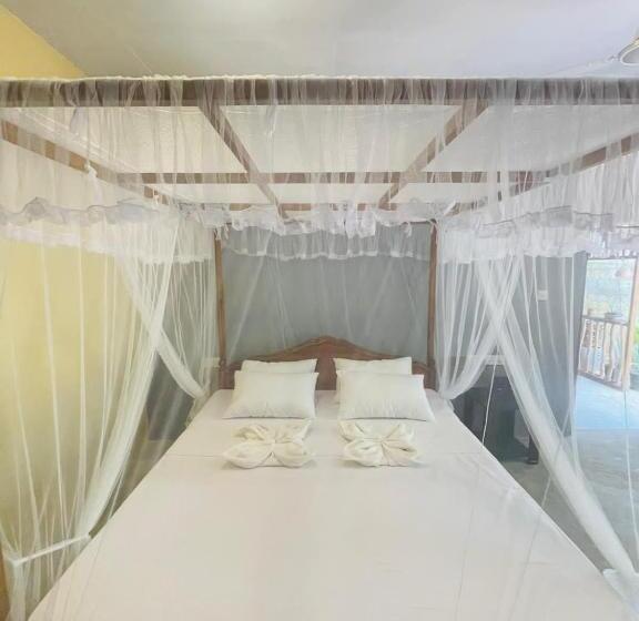 Номер Стандарт Вид на Сад, Banana Palace Weligama