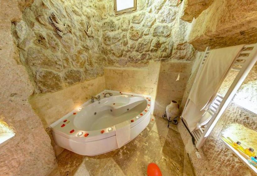 Президентский Люкс, Turkish Cave House