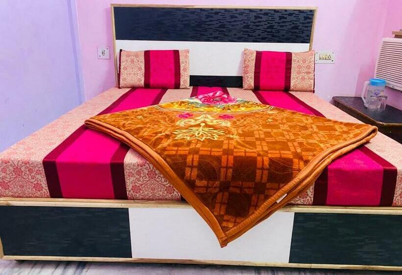 Номер Deluxe, Raj   Near Railway Station , Haridwar