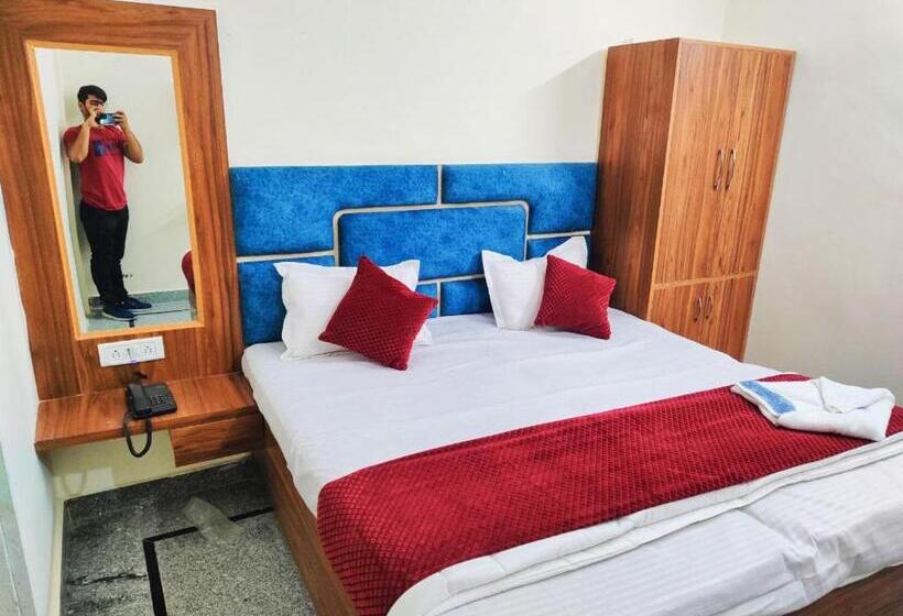 Номер Deluxe, Raj   Near Railway Station , Haridwar