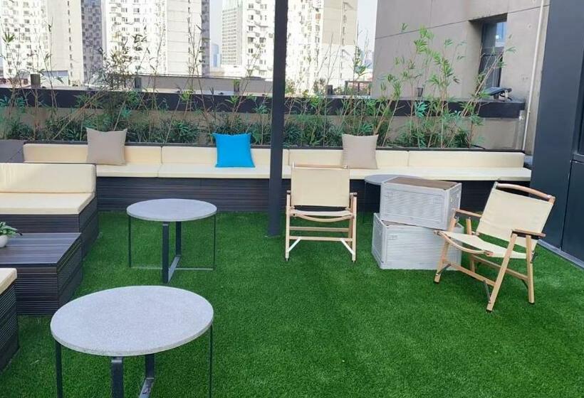 Студия Deluxe, Base Pusan Serviced Apartment  Shanghai New International Expo Centre