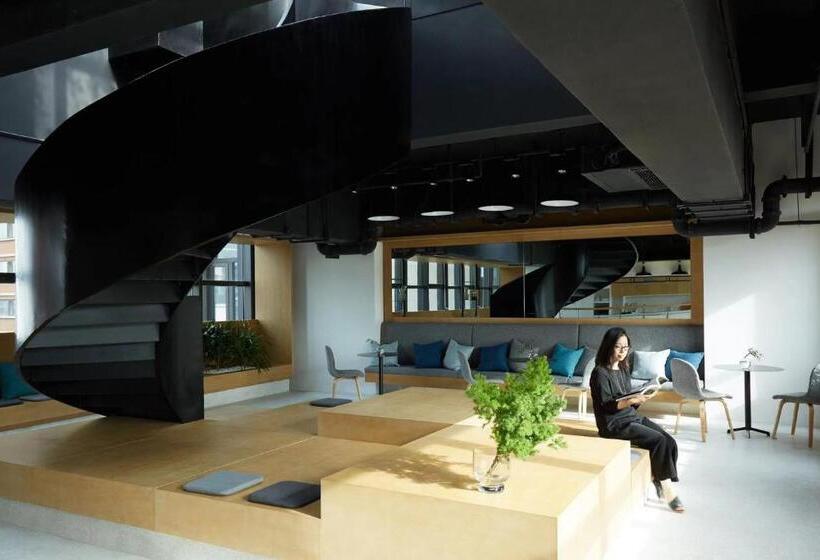 Студия Deluxe, Base Pusan Serviced Apartment  Shanghai New International Expo Centre