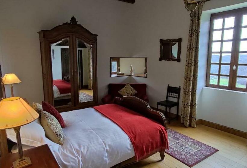 Номер Deluxe, Château De Chauvac   Chambres Et Table D Hôtes Avec Vue Sur La Rivière