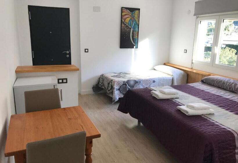 اتاق راحتی سه تخته, Casa Raíces Del Montgo