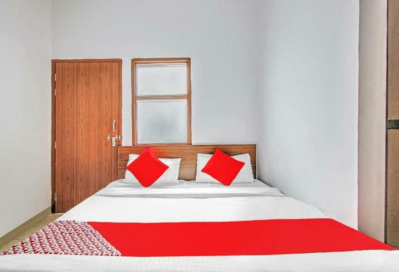 Трехместный Номер Классика, Flagship Dimond Hotel 2