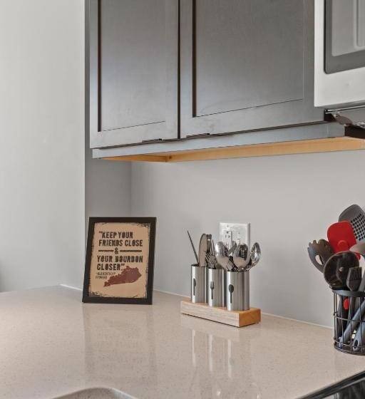 Апартаменты Superior 1 Спальня, 175 Lex   Walkable Downtown Lexington & Rupp Arena   Full Condos