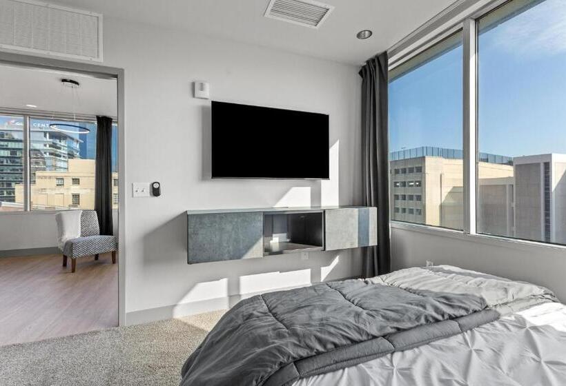Номер Стандарт, 175 Lex   Walkable Downtown Lexington & Rupp Arena   Full Condos
