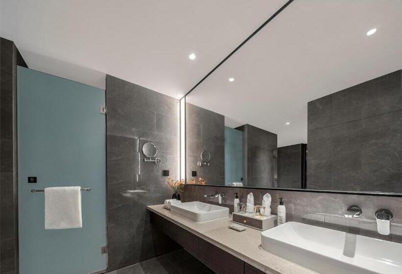 اتاق لوکس با چشم‌انداز شهر, Grand New Century Hotel Wenzhou