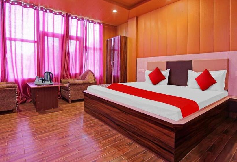트리플 클래식 룸, Flagship Hotel Pine View Villa