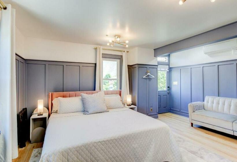 Студио Стандарт Кровать Кинг, Suite 11 Historic Art City Inn