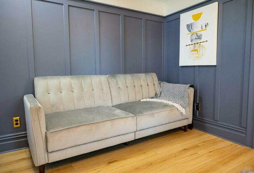 Студио Стандарт Кровать Кинг, Suite 11 Historic Art City Inn