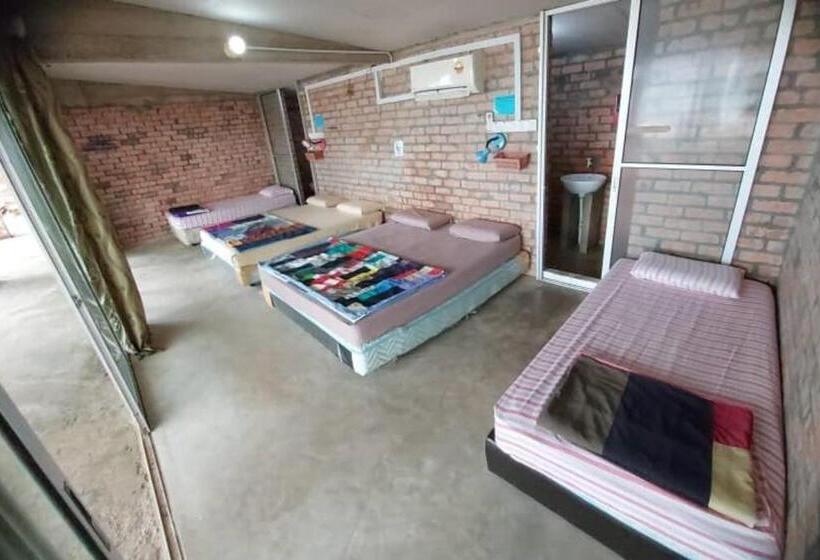 Семейный Номер, Oyo Home 90641 Naga Puri Beach Retreat