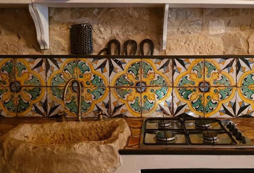 ویلای 1 خوابه, Villa Barone Alfieri   Pozzallo Rg
