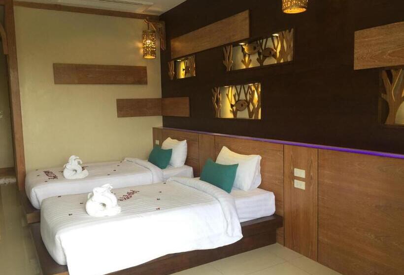 اتاق لوکس با چشم‌انداز باغ, Chaokoh Phi Phi Hotel And Resort  Sha Extra Plus