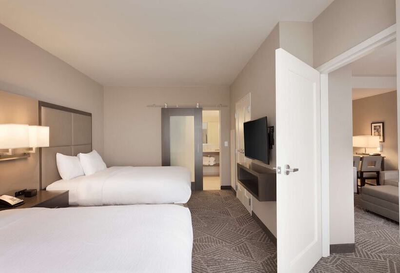 适合残疾人士使用的套间, Embassy Suites By Hilton Kansas City Olathe