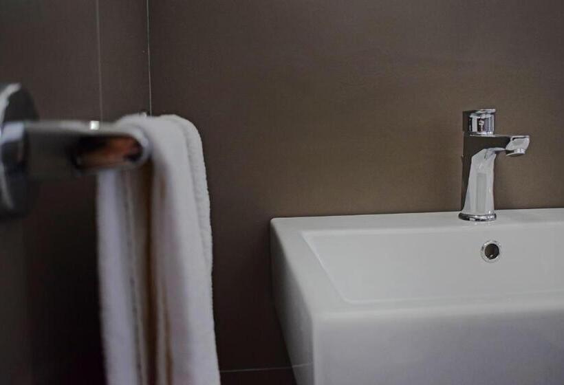 Quarto Quádruplo Estandar, Muccioli