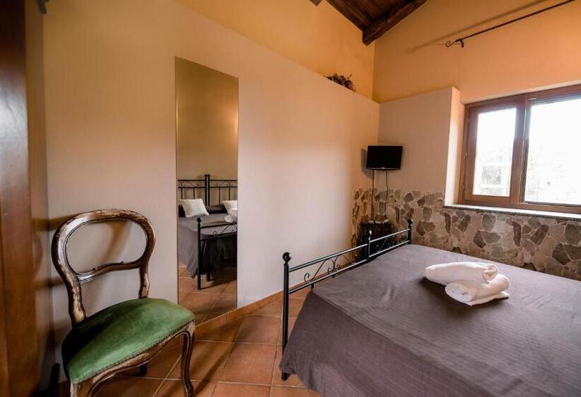 Четырехместный Номер Классик, Agriturismo La Sena