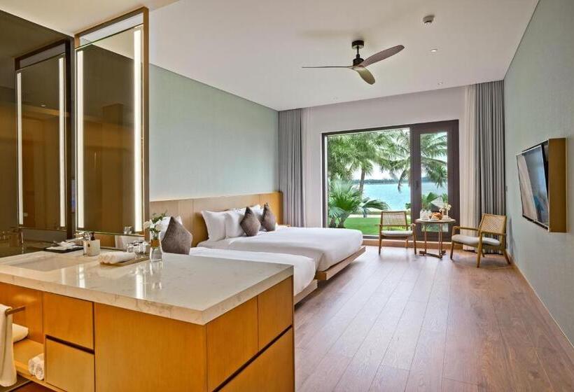 اتاق استاندارد سه نفره, The Five Villas & Resort Ninh Binh