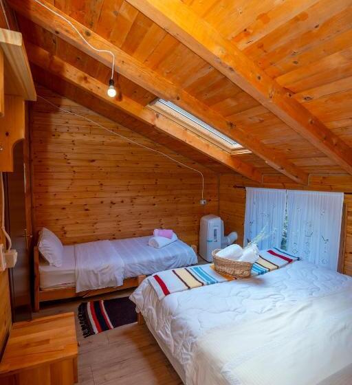 스탠다드 트리플 룸, Bee Eco Guest House