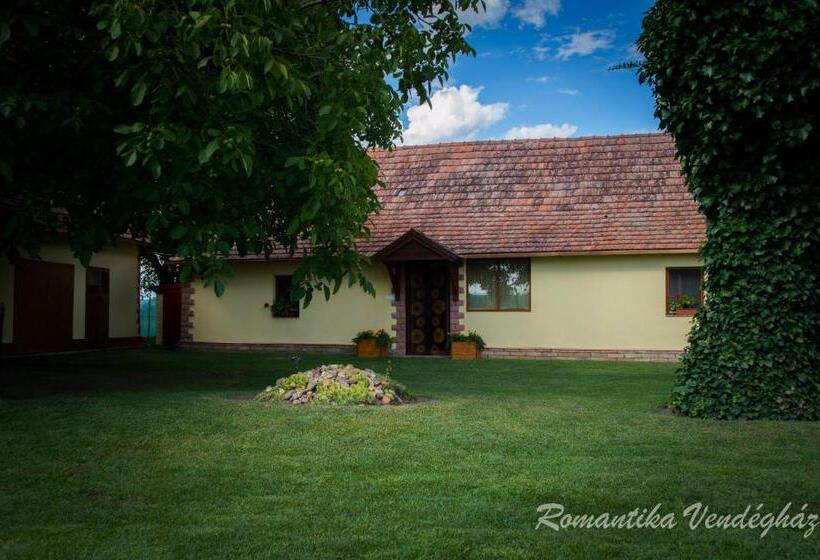 Дом 1 Спальня, Romantika Vendégház