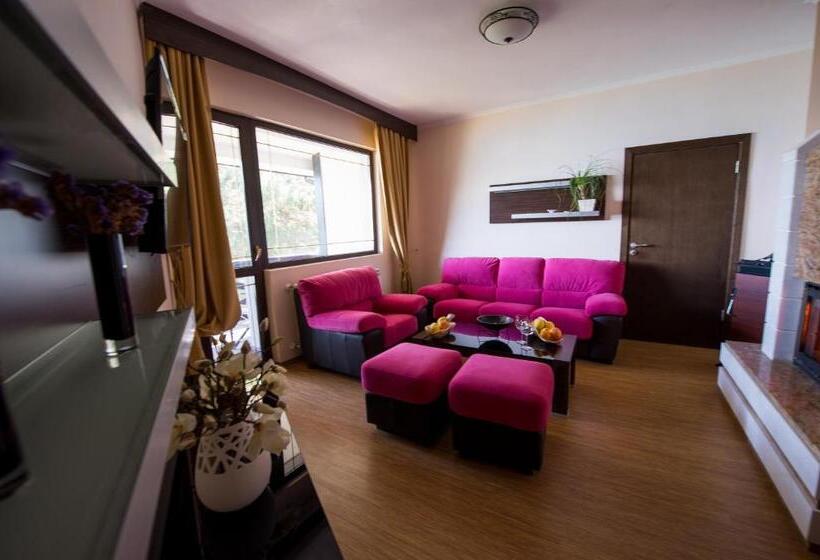 Апартаменты Deluxe 1 Спальня, Family Hotel Hebar