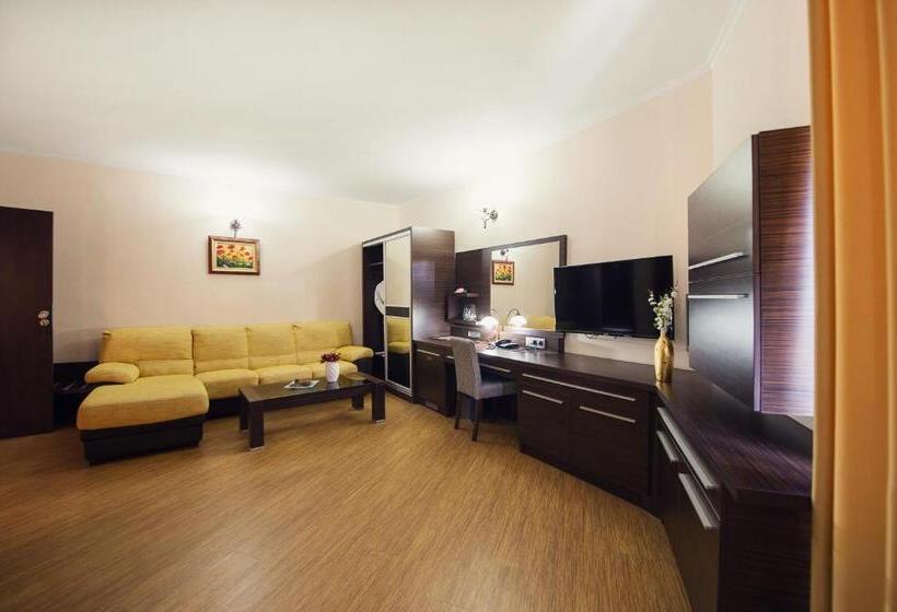 Студия Стандарт, Family Hotel Hebar
