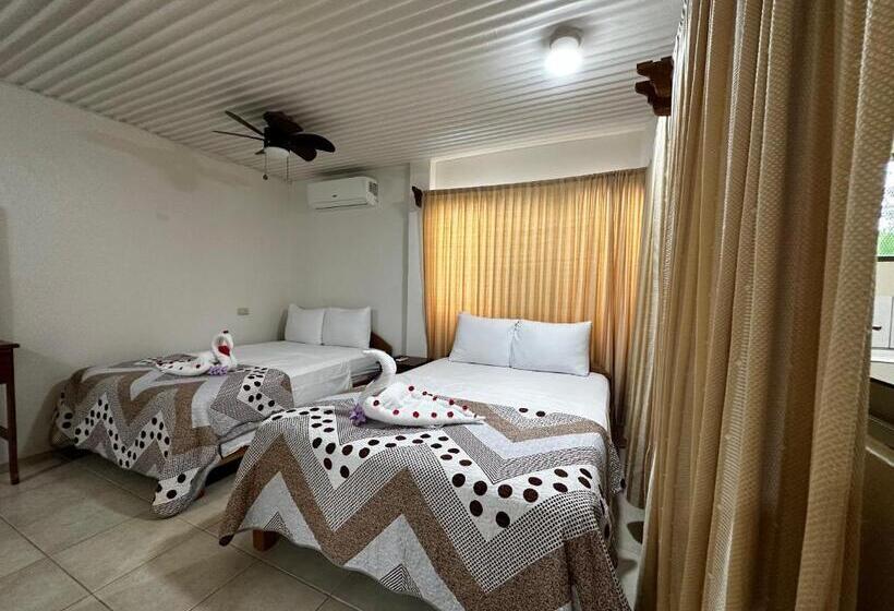 Quarto Triplo Estandar, Loma Real Hot Springs Bed & Breakfast