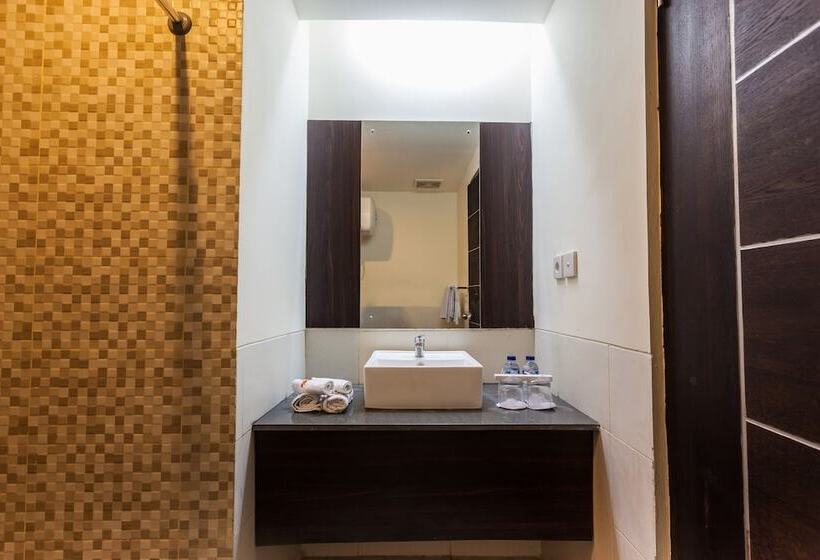 Quarto Superior, Mahatma Residence