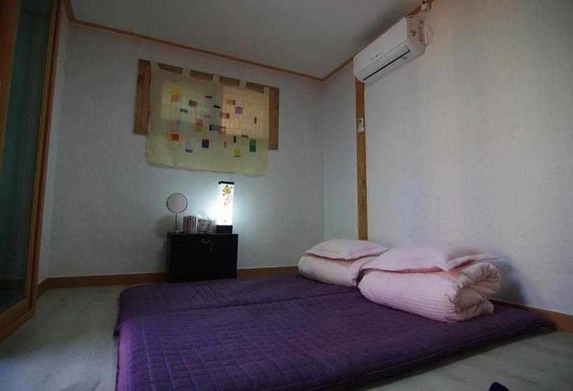 Quarto Triplo Estandar, Hanok Guesthouse Nuha