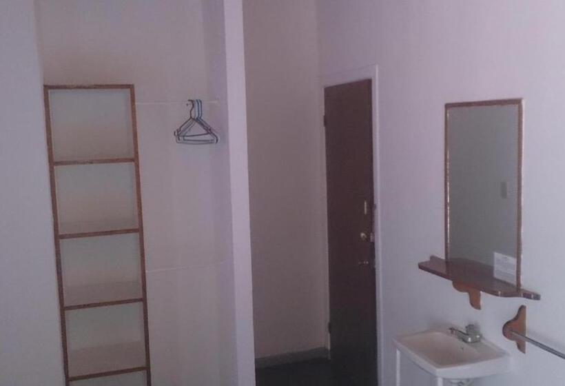 Трехместный Номер Стандарт Совместная Ванная, Casa Del Mar