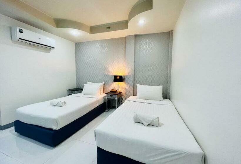 Quarto Superior, Bed By Tha Pra Sha Plus