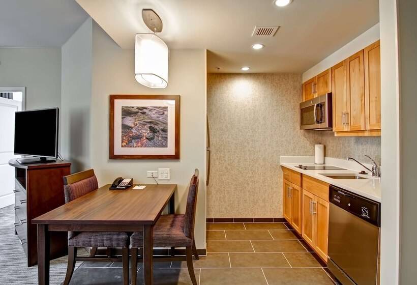 Люкс Кровать Кинг, Homewood Suites By Hilton Seattleissaquah