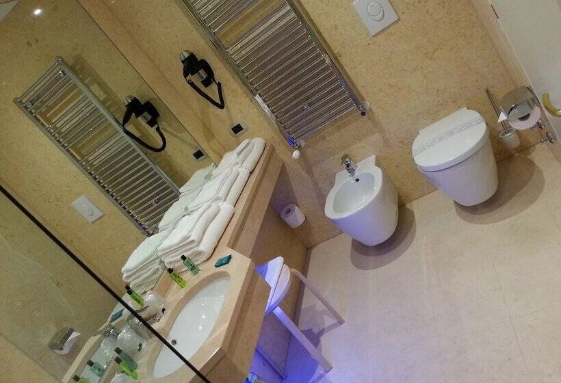 이코노미 트리플 룸, Palace Hotel & Spa La Conchiglia D  Oro