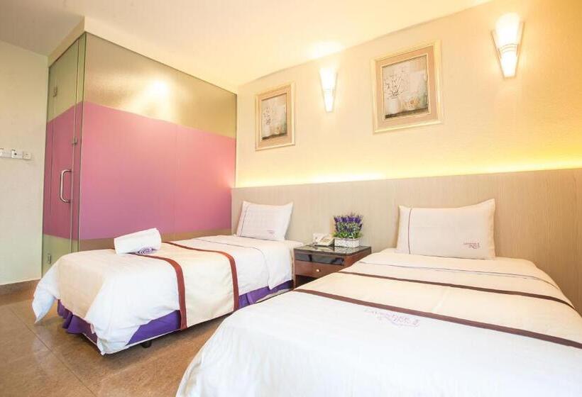 デラックスルーム, Lavender Inn Nusa Bestari