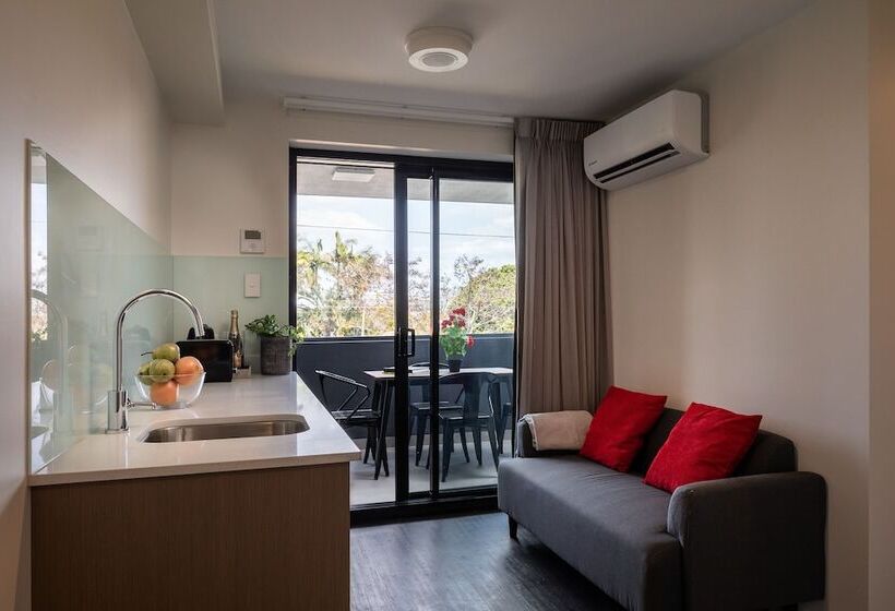 디럭스 스튜디오, Ascot Budget Inn & Residences