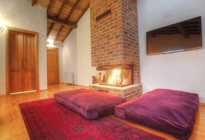 Номер Стандарт, Ephesus Lodge