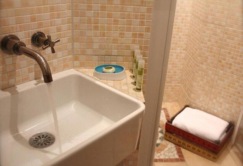 クラシックルーム, Mas Des Romarins, The Originals Relais