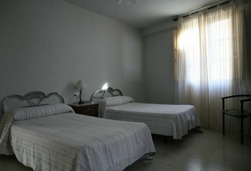 اتاق استاندارد سه نفره, Pension San Joaquin