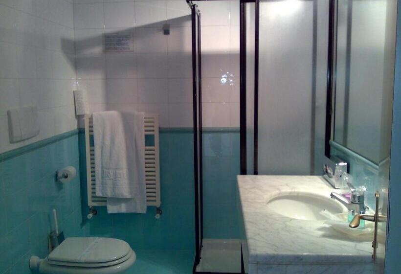 اتاق استاندارد یک نفره, Terme Orvieto