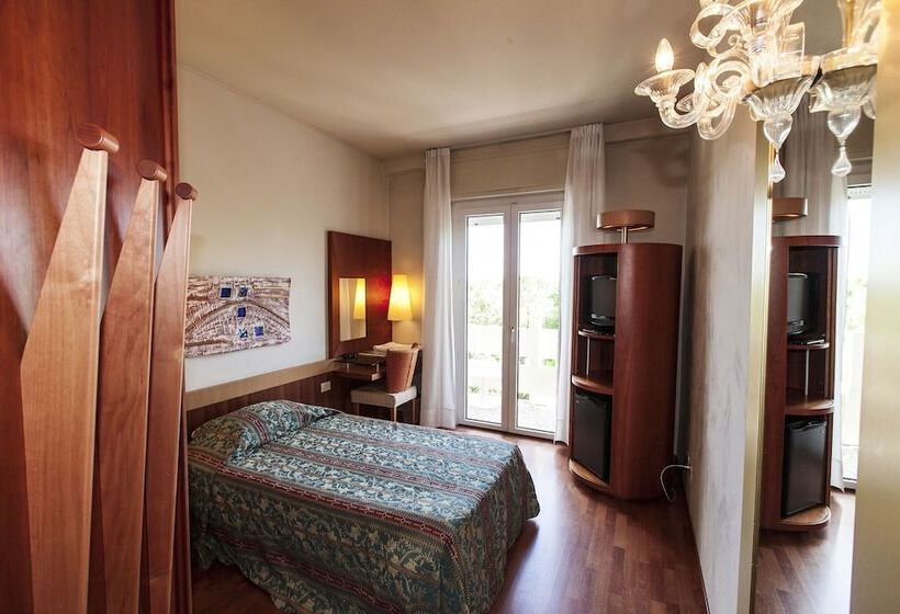 اتاق استاندارد یک نفره, Terme Orvieto