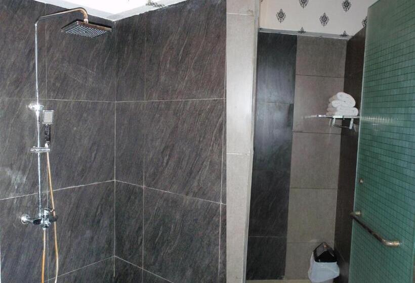 Номер Deluxe, Jm Hotel Kuta Lombok