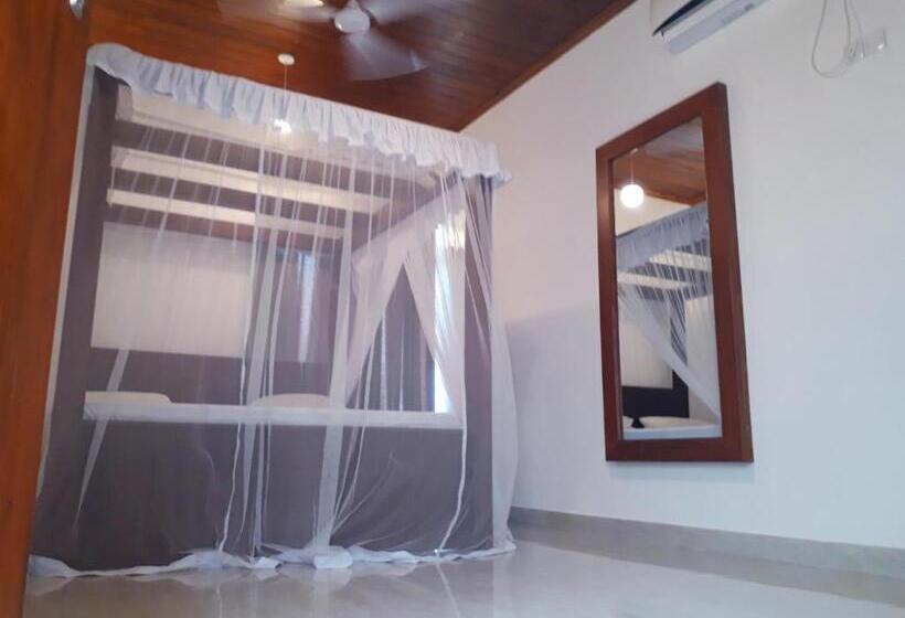 Номер Deluxe с Балконом, Nooit Gedacht Holiday Resort Unawatuna
